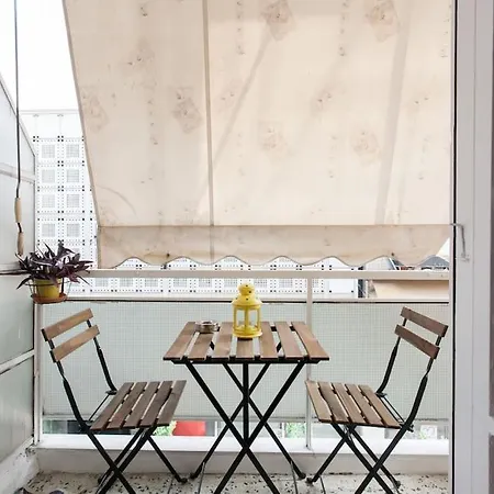 Central, Cozy & Vintage